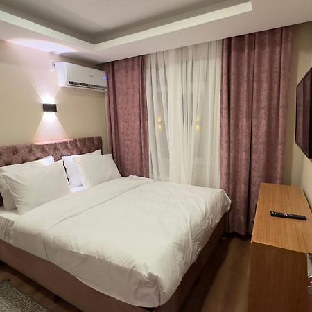 Golden Tulip Suite Apart Istanbulská provincie Exteriér fotografie